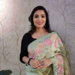 Tussar silk with scalloped cut work