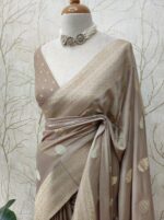 Georgette Banarasi Normal With Small Buttas - Image 29