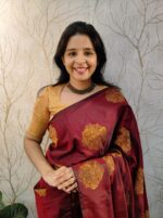 Soft Silk With Golden Big Buttas - Image 4