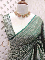 Banarasi with floral pattern weave - Image 2