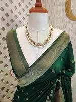 Georgette Banarasi with flower bush border - Image 33