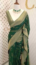 Georgette Banarasi with curved flower bouquet - Image 64