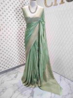 Georgette Banarasi with curved flower bouquet - Image 5