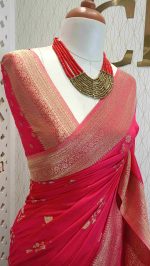 Georgette Banarasi with curved flower bouquet - Image 16