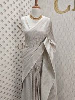 Banarasi with long petal flower and creeper veins on border - Image 17