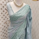 Semi tussar with triangle shapes on boarder