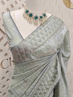 Semi tussar with triangle shapes on boarder - Image 12