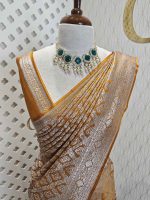 Banarasi with big bud triangle weave - Image 8