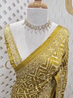 Modal with zigzag print and mirror detailing - Image 9