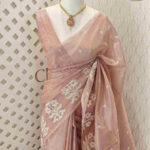 Tissue silk with 3 flower plant design on border