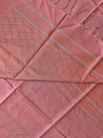Kanjeevaram with rose gold zari diamand shape design on pallu - Image 15