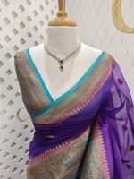 Organza banarasi with 2 flower buttas and contrast boarder - Image 5
