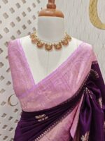 Tussar banarasi with flower and leaf buttas and contrast border - Image 2