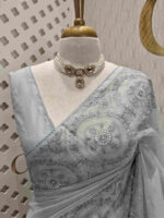 Net kota with floral lace pattern - Image 15