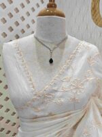 Crushed organza with floral and veiny jaal design and scallop border - Image 6