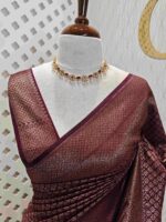 Soft katan with 5 petal claver like pattern - Image 9