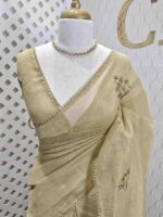 Tissue with raised chain stitch flower motifs - Image 14