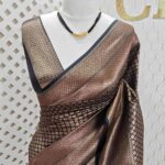 Soft katan with 5 petal claver like pattern