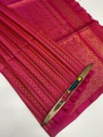 Kanjeevaram with leafy and geometric stripes pattern and diamond shape design on pallu - Image 15