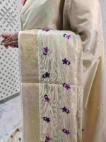 Kerala saree with random flower with leaf thread work - Image 4