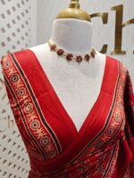 Modal silk with tissue pallu and floral plant print - Image 2