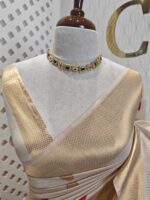 Kerala saree with polka dots and small diamond shape on border - Image 3