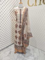 Salwar with stripes pattern and floral plant print - Image 3