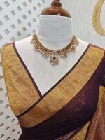 Linen with stripes pattern and wide border - Image 7