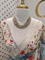 Linen with geometric pattern and floral print on border - Image 3