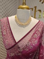 Net saree with thick boarders with floral patterns - Image 5