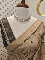 Semi tussar with check pattern and small triangle shapes on border - Image 3