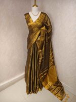 Tissue with stripes pattern on border and pallu - Image 15