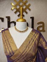 Tissue with stripes pattern on border and pallu - Image 23
