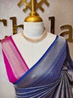 Banarasi with peacock leaf buttas zari work with contrast blouse - Image 14