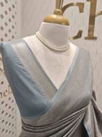 Banarasi with floral jacquard design and diamond shaped border - Image 9