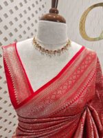 Banarasi with floral jacquard design and diamond shaped border - Image 2