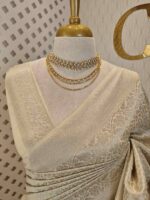 Banarasi with floral, veiny designs and zigzag pattern on border - Image 15
