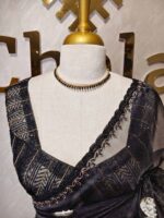 Organza with turkish large flowers on pallu like diagonal view - Image 2