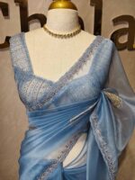 Organza with turkish large flowers on pallu like diagonal view - Image 4