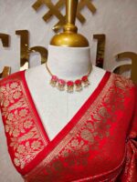 Banarasi with small floral jaal design and mango,floral plant buttas on border - Image 14