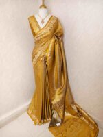 Banarasi with small floral jaal design and mango,floral plant buttas on border - Image 12