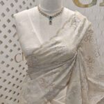 Organza with small 2 hibiscus like flowers, 4leaf motif
