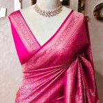 Banarasi with ring around and diamond shaped boarder
