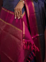 Kanjeevaram with small checked pattern and contrast border - Image 3
