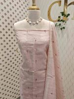 Salwar with intricate floral design and bird motify on  body end - Image 4