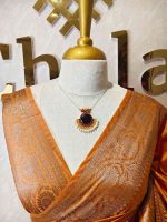 Semi tussar banarasi with detailed floral motifs woven in gold zari - Image 11
