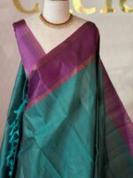 Kanjeevaram with check pattern and wide contrast border - Image 5