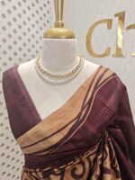 Soft silk with different geometric like printed pattern - Image 11