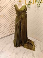 Soft silk saree with dotted lines on the body and with simple plain boarder - Image 9