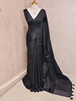 Linen saree with self thread floral embroidery pattern - Image 3